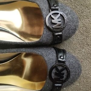Michael Kors pumps
